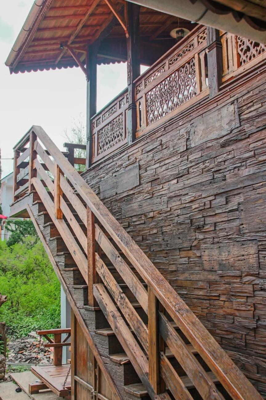 Omah Kayu Bromo Villa Ngadisari Екстериор снимка